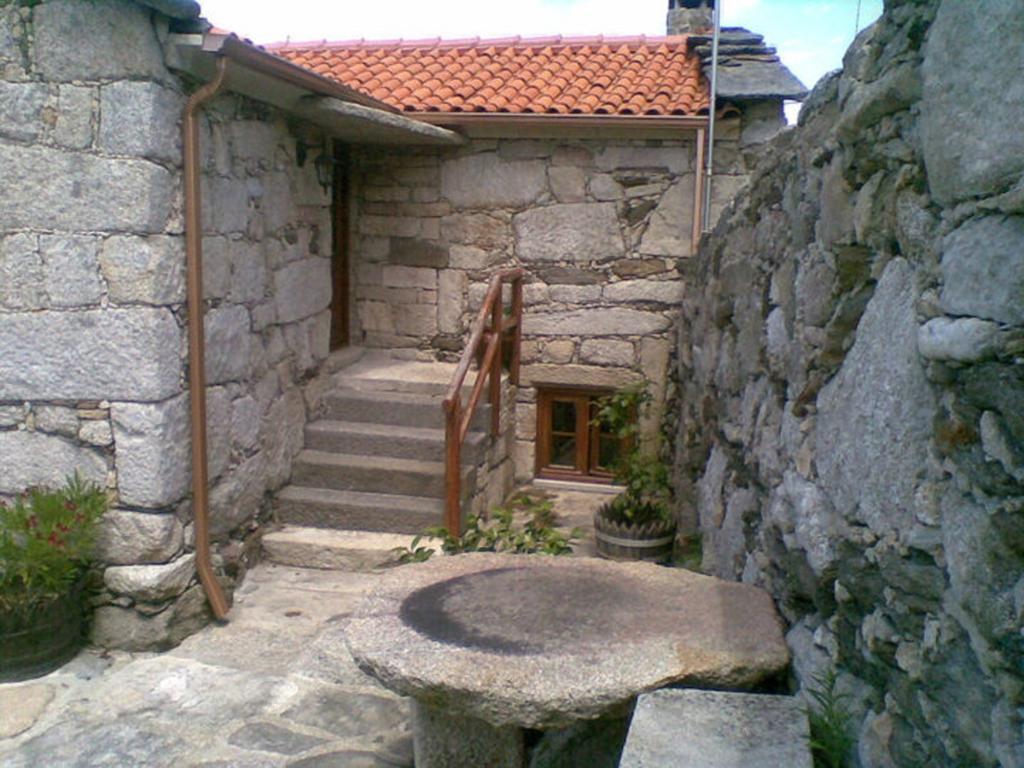 Refugio Dos Cregos Pensionat Riba de Mouro Exteriör bild